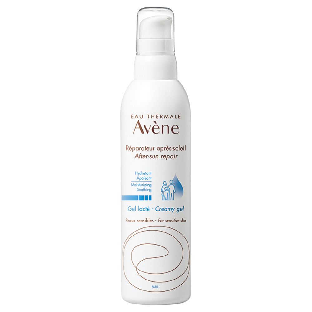 Weiße Flasche mit Pumpverschluss. Aufschrift: Eau Thermale Avène, Réparateur après-soleil. Gel lacté. Für empfindliche Haut.