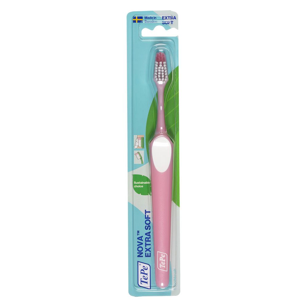 Spazzolino TePe Nova Extra Soft, manico rosa, confezione trasparente. Setole rosa. Scelta sostenibile.