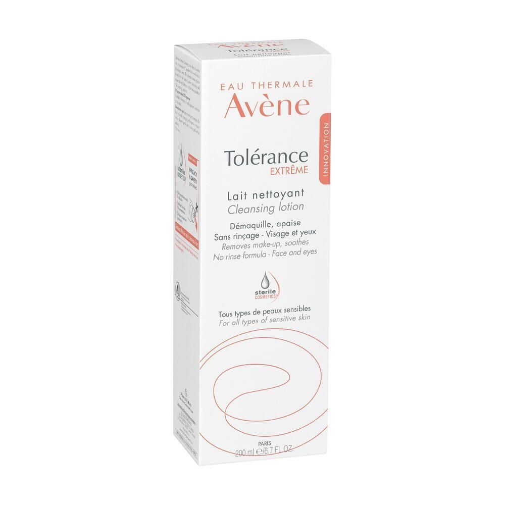 Kartonverpackung mit Avène Tolérance Extrême Reinigungsmilch. Weiß mit roter und schwarzer Schrift.