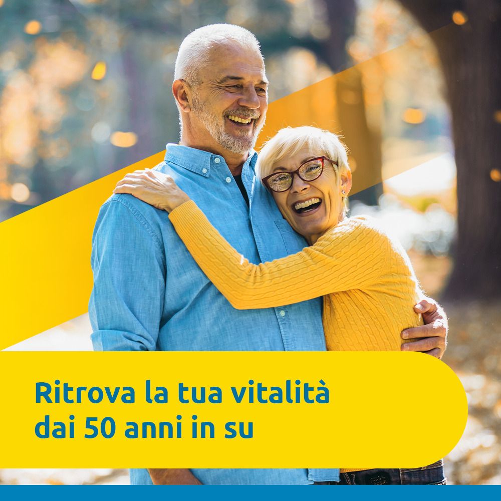 Älteres Paar lacht. Gelber Hintergrund mit Text: Finden Sie Ihre Vitalität ab 50.