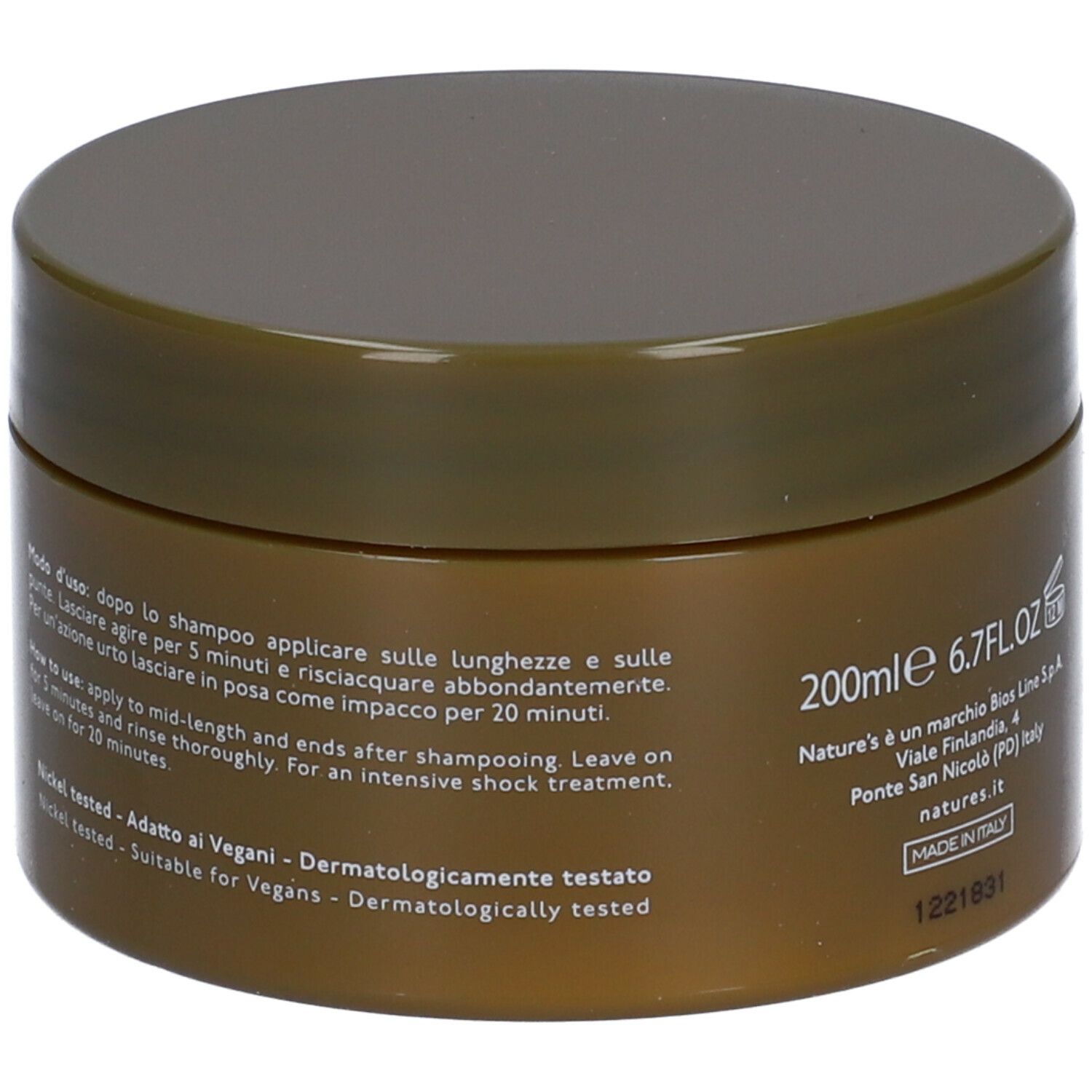 Barattolo marrone con coperchio. Scritta NATURE'S, sotto Maschera Lisciante. Testo in italiano e inglese. 200ml.