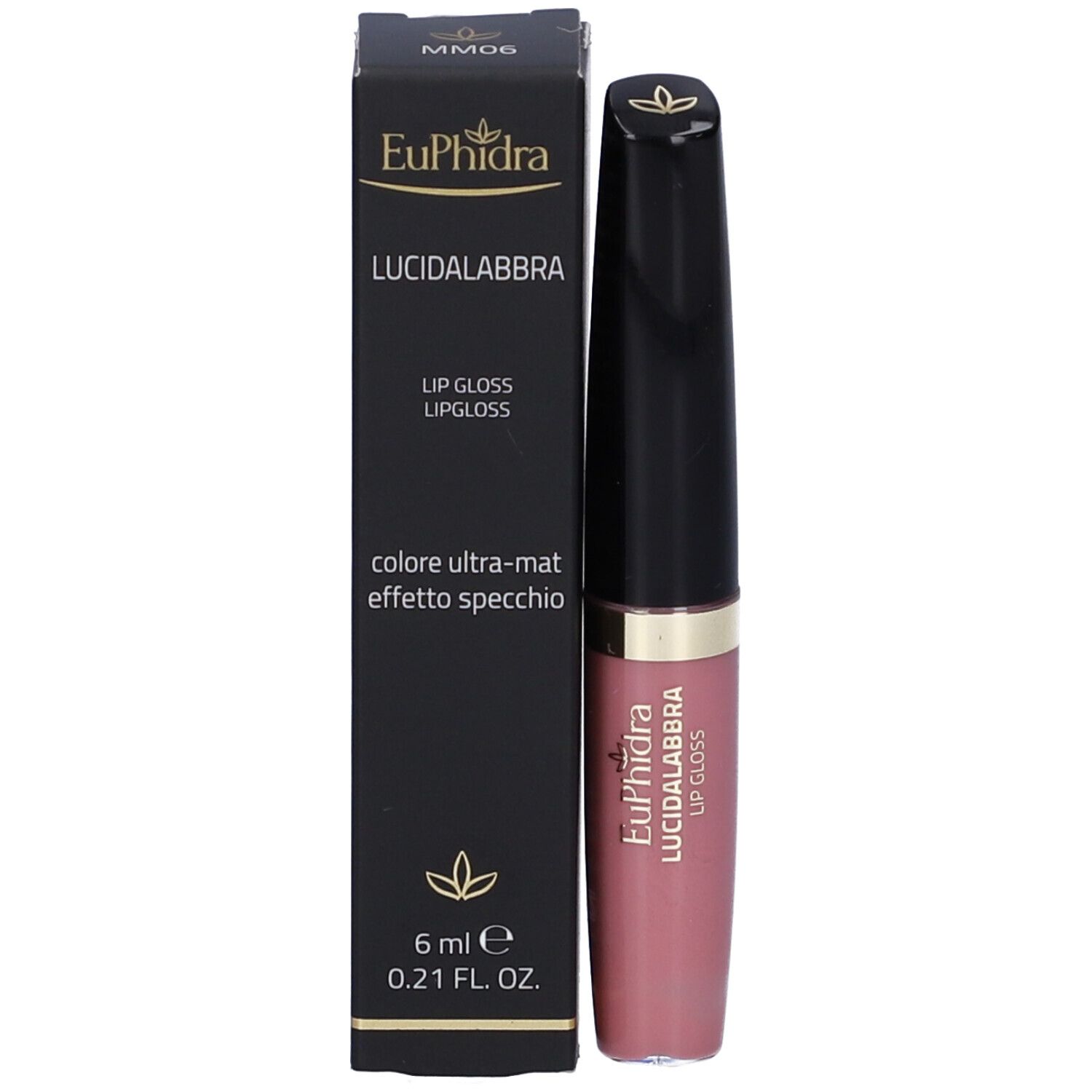 Tubo di lucidalabbra e confezione. Confezione nera con nome del prodotto e logo. Tubo con tappo nero e contenuto rosa.