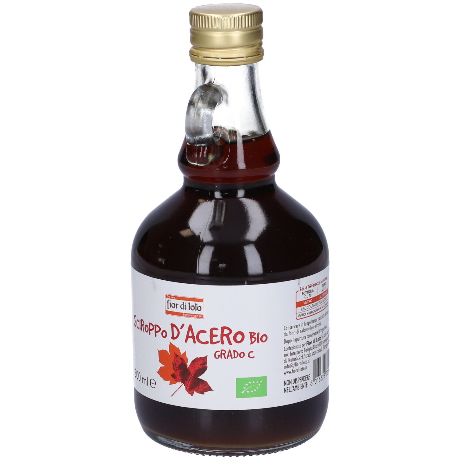 Bottiglia di sciroppo d'acero. Etichetta con testo, foglia d'acero e sigillo bio. Tappo dorato. 500 ml.