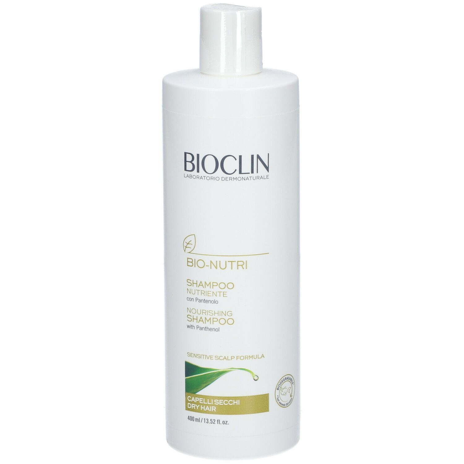Flacone bianco BIOCLIN Bio Nutri Shampoo Nutriente. Per capelli secchi. Contiene Panthenol. Logo e testo in italiano e inglese.