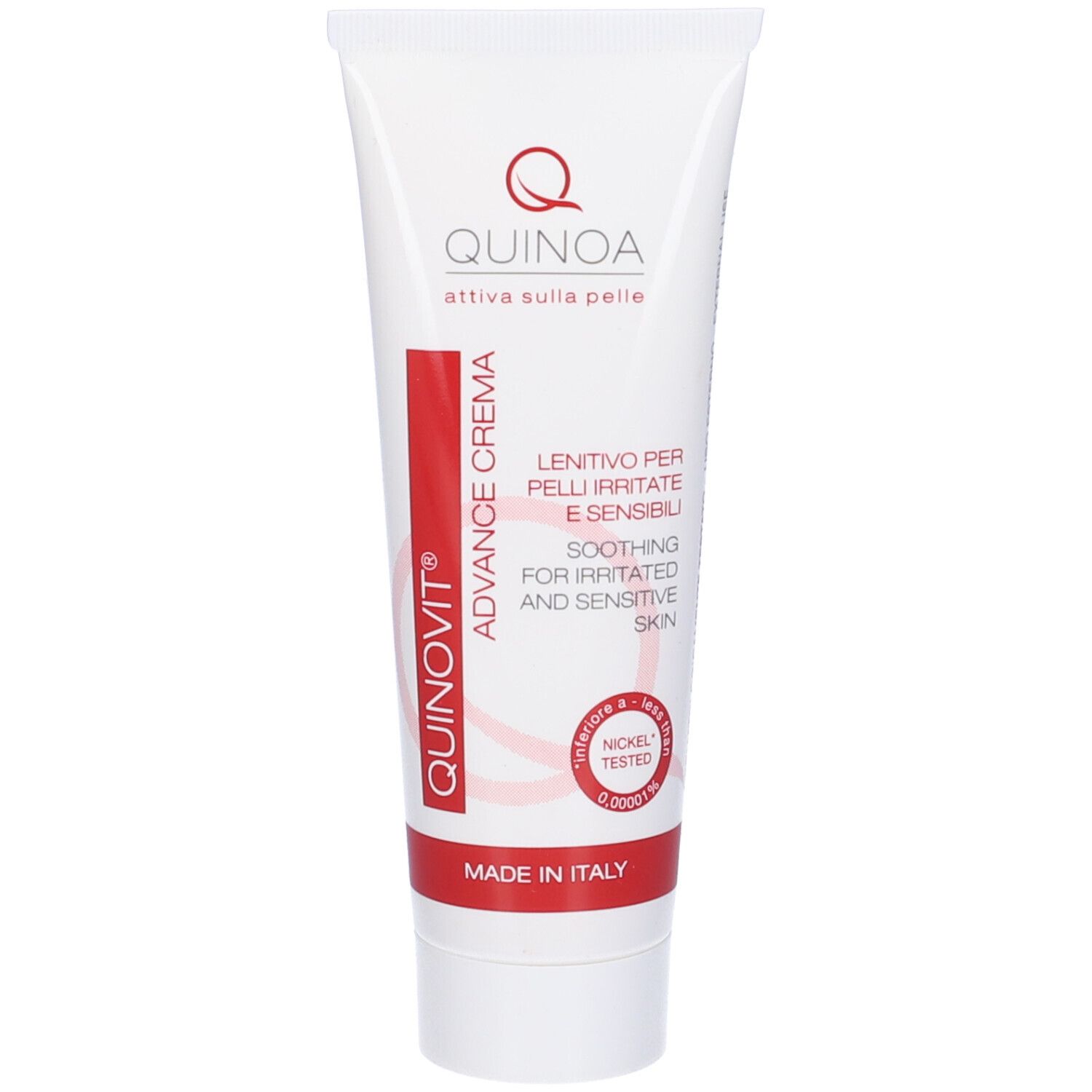 Tubo bianco con scritta e logo rossi. Nome prodotto: Quinovit Advance Crema. Testo: Lenitivo per pelli irritate e sensibili.