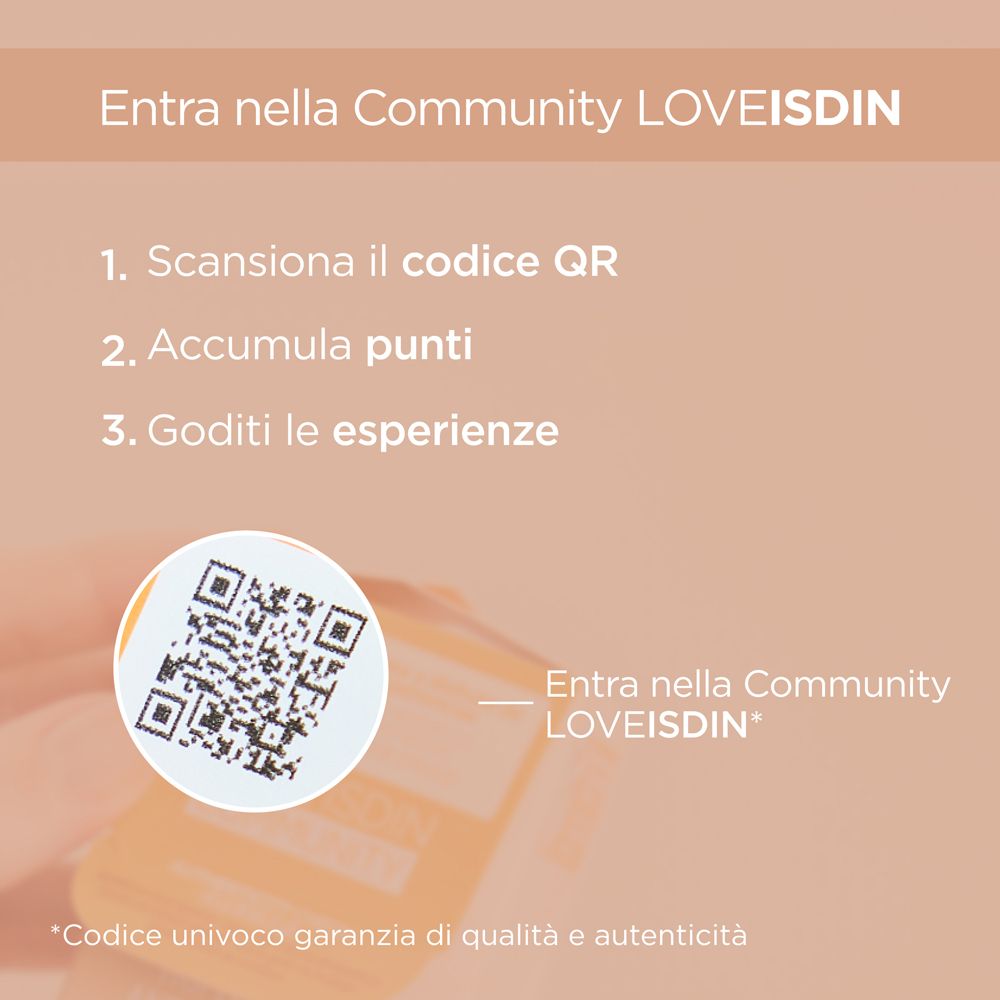 QR-Code und Text: 'Tritt der Community LOVEISDIN bei'.