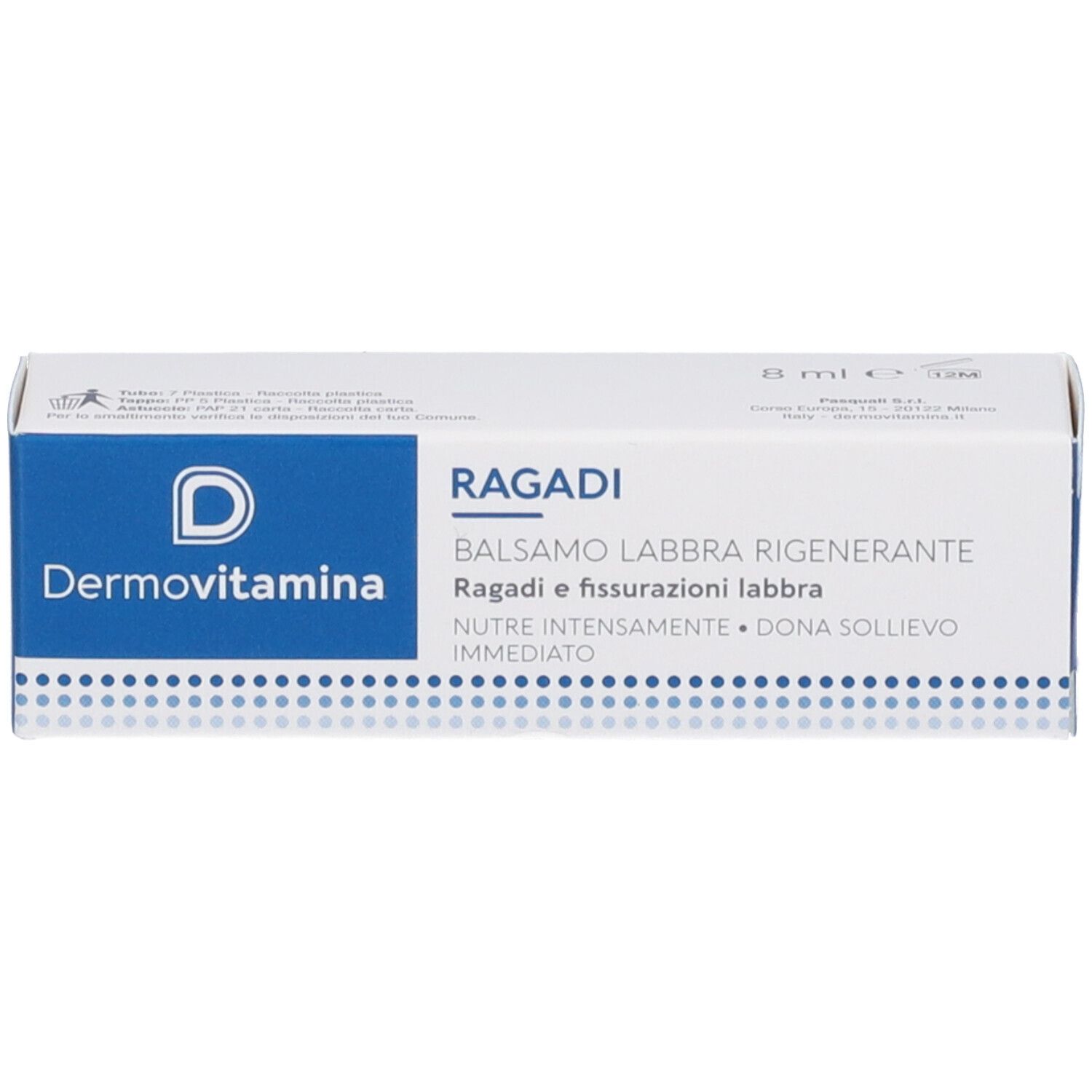 Scatola bianca con fascia blu. Marchio Dermovitamin. Nome prodotto Ragadi. Testo: Balsamo Labbra Rigenerante. 8 ml.