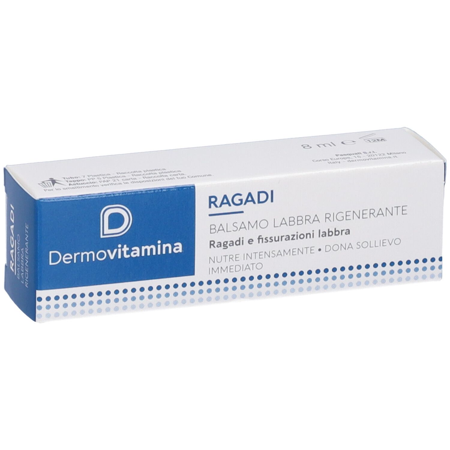 Scatola bianca con fascia blu. Marchio Dermovitamin. Nome prodotto Ragadi. Testo: Balsamo Labbra Rigenerante. 8 ml.