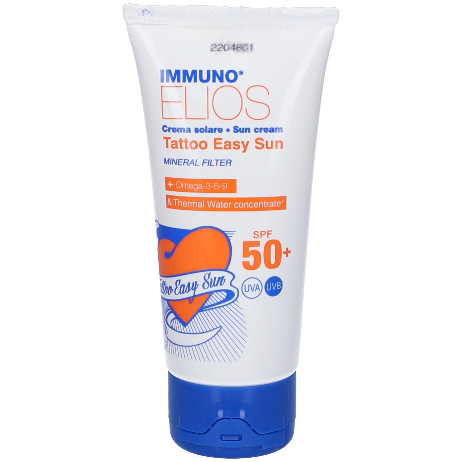 Tubo con nome e logo del prodotto. Testo: Crema solare, Tattoo Easy Sun, SPF 50+. Tappo blu.