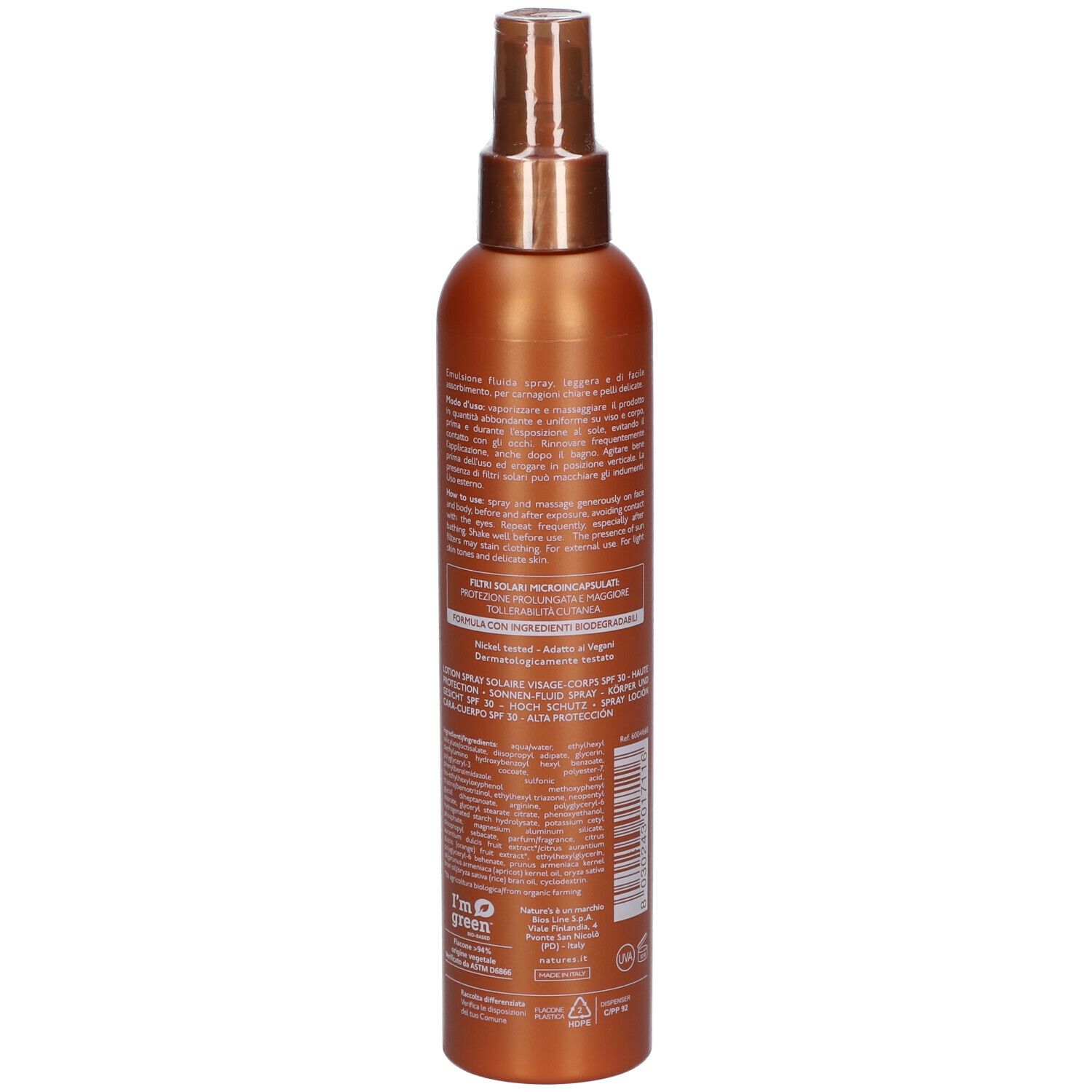Retro del flacone spray marrone. Informazioni testuali e loghi visibili. Contiene iSolari, 200ml.