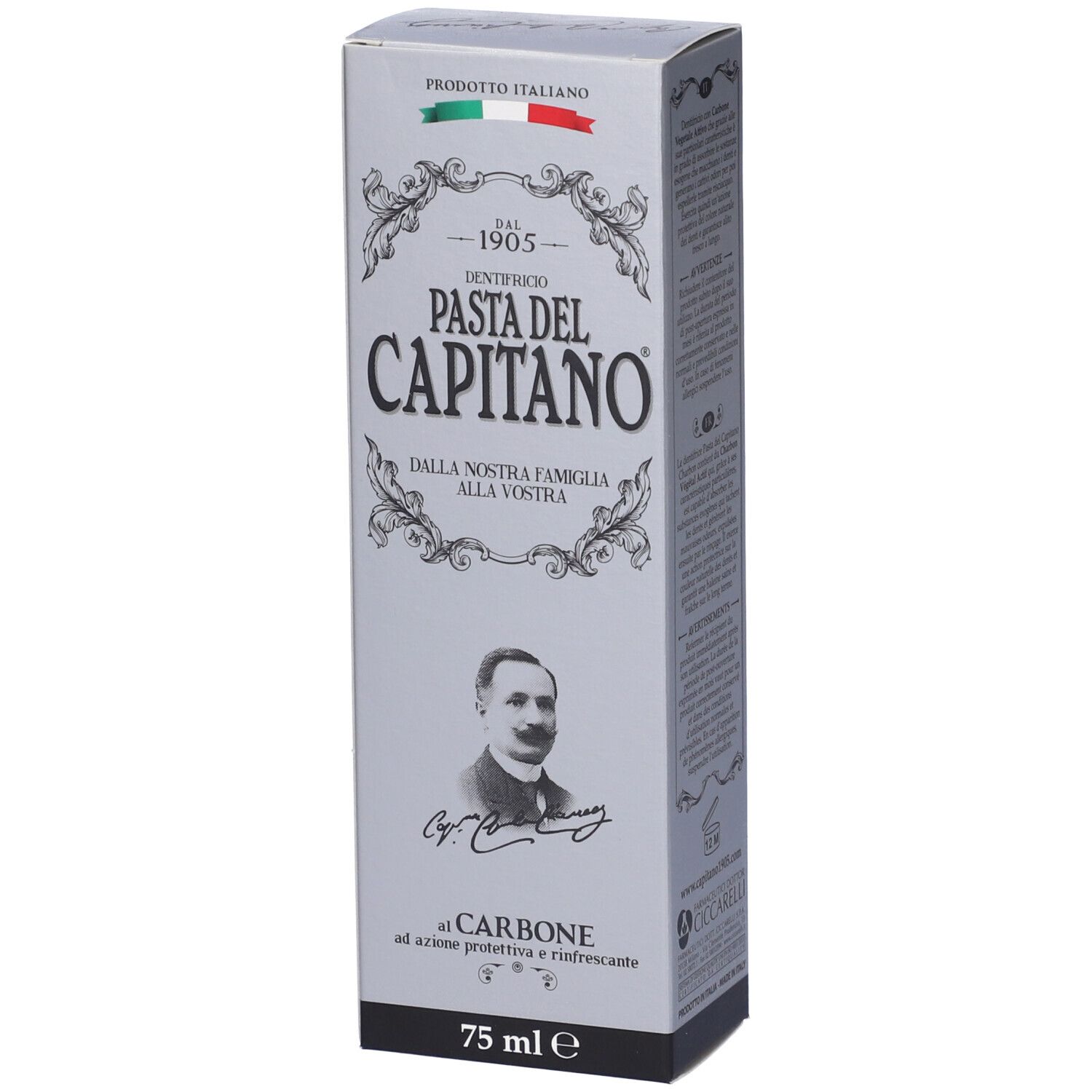 Scatola di dentifricio, vista frontale. Logo: Pasta del Capitano, con carbone attivo, 75 ml. Prodotto in Italia.
