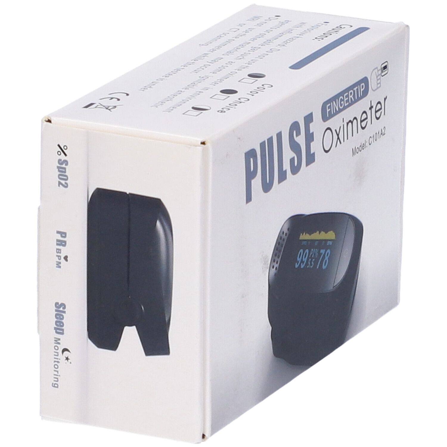 Confezione di un pulsossimetro da dito. Scritta 'PULSE Fingertip Oximeter'. Modello C101A2. Dispositivo raffigurato.