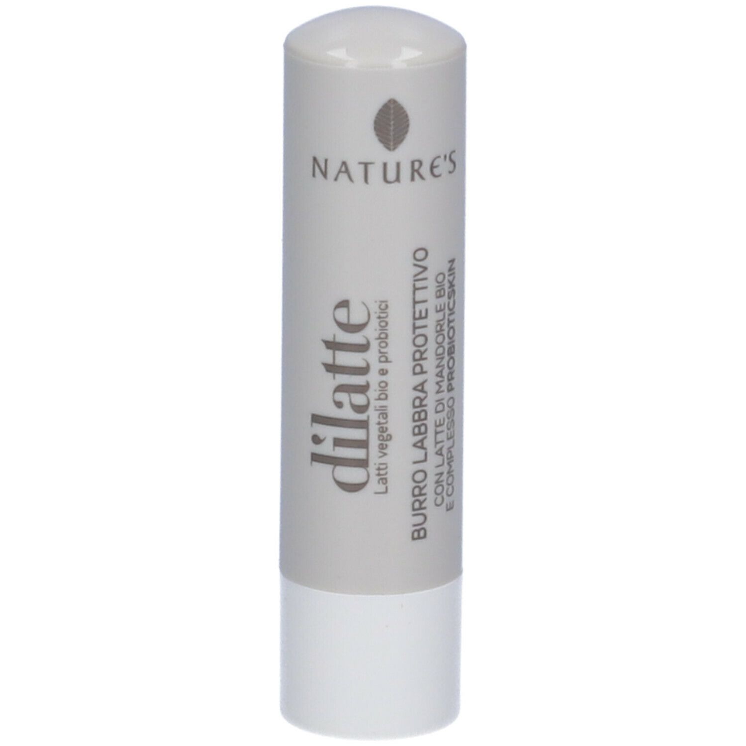 Stick labbra. Astuccio grigio con cappuccio bianco. Scritte: NATURE'S, dilatte, Burro Labbra Protettivo.