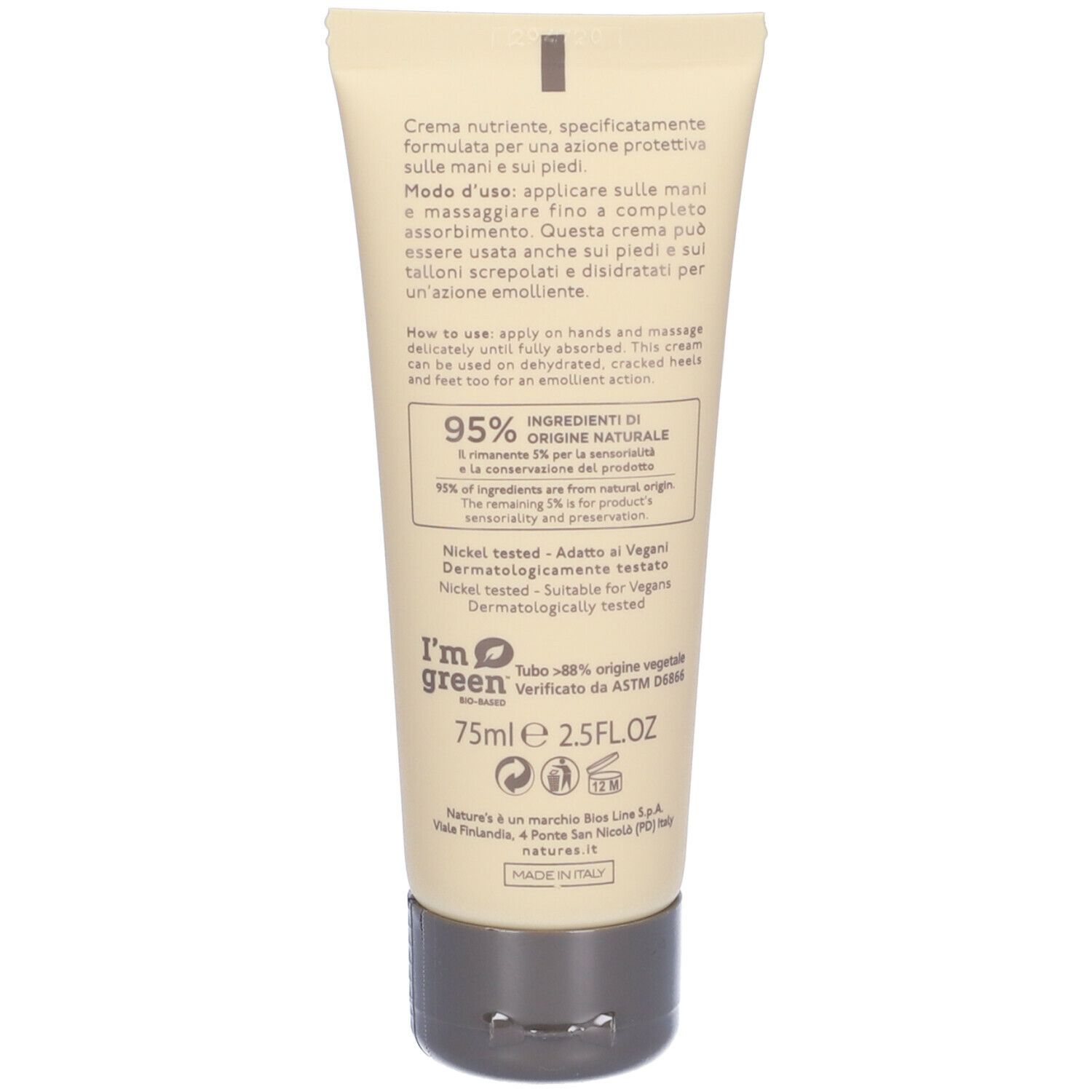Retro del tubo di crema. Testo su ingredienti, utilizzo e certificazioni. Contiene il 95% di ingredienti naturali. Vegano.