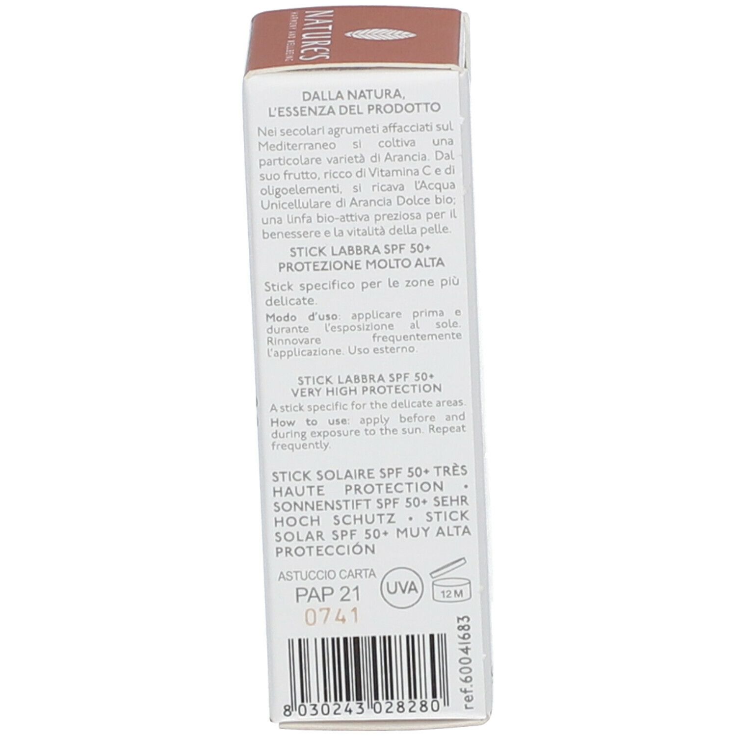 Confezione. Testo: Stick Labbra SPF50+, UVA, 0741, Made in Italy.