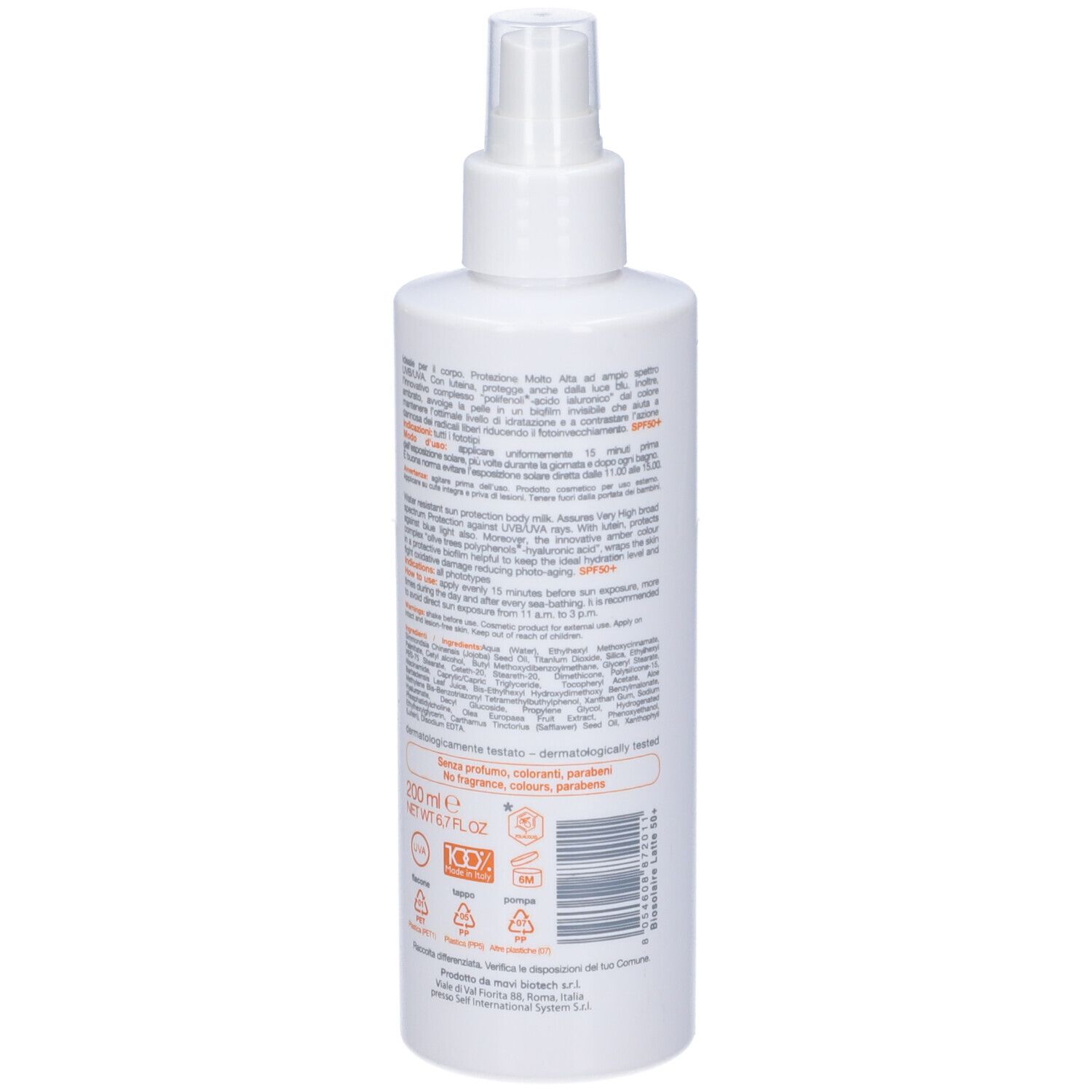 Retro di un flacone spray bianco. Testo e loghi. Nome prodotto: Solaire Latte 50+.
