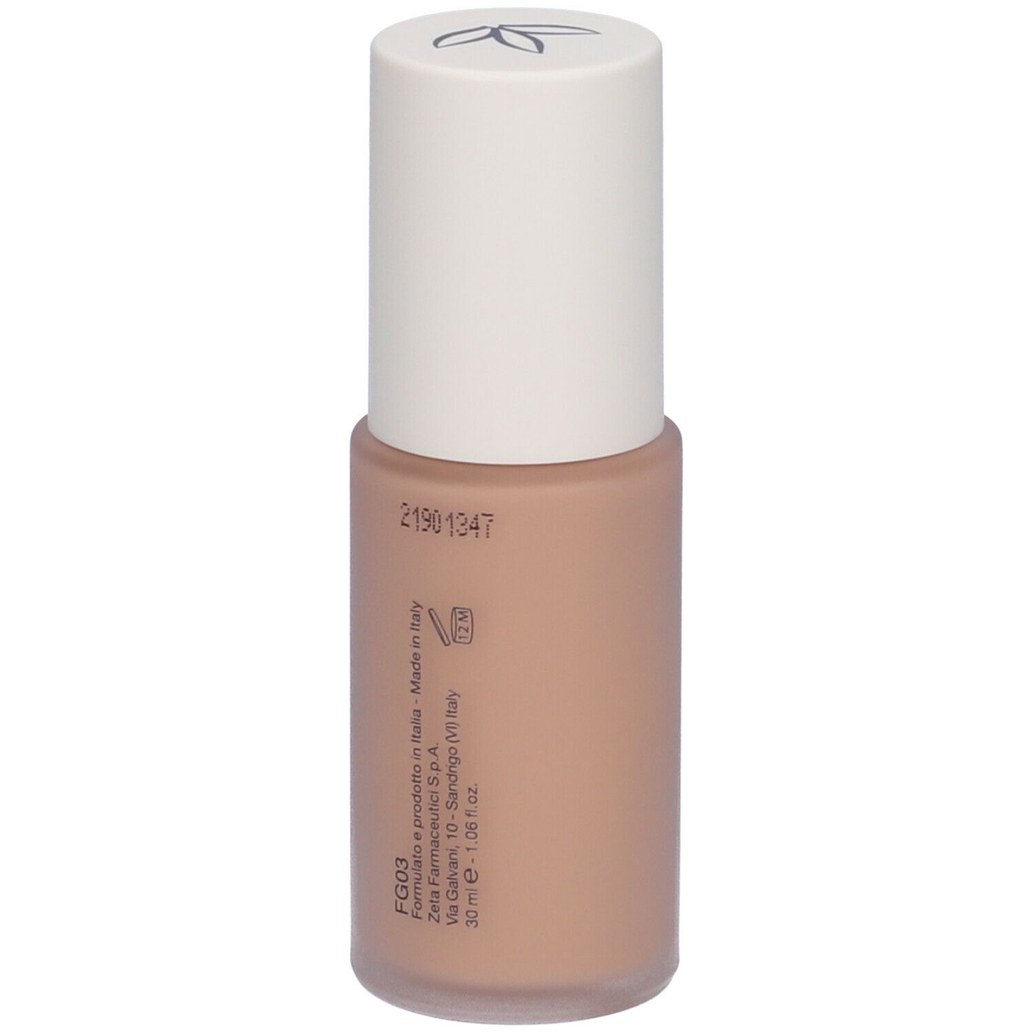 Fondotinta fluido beige con tappo bianco. Retro con informazioni sul prodotto.