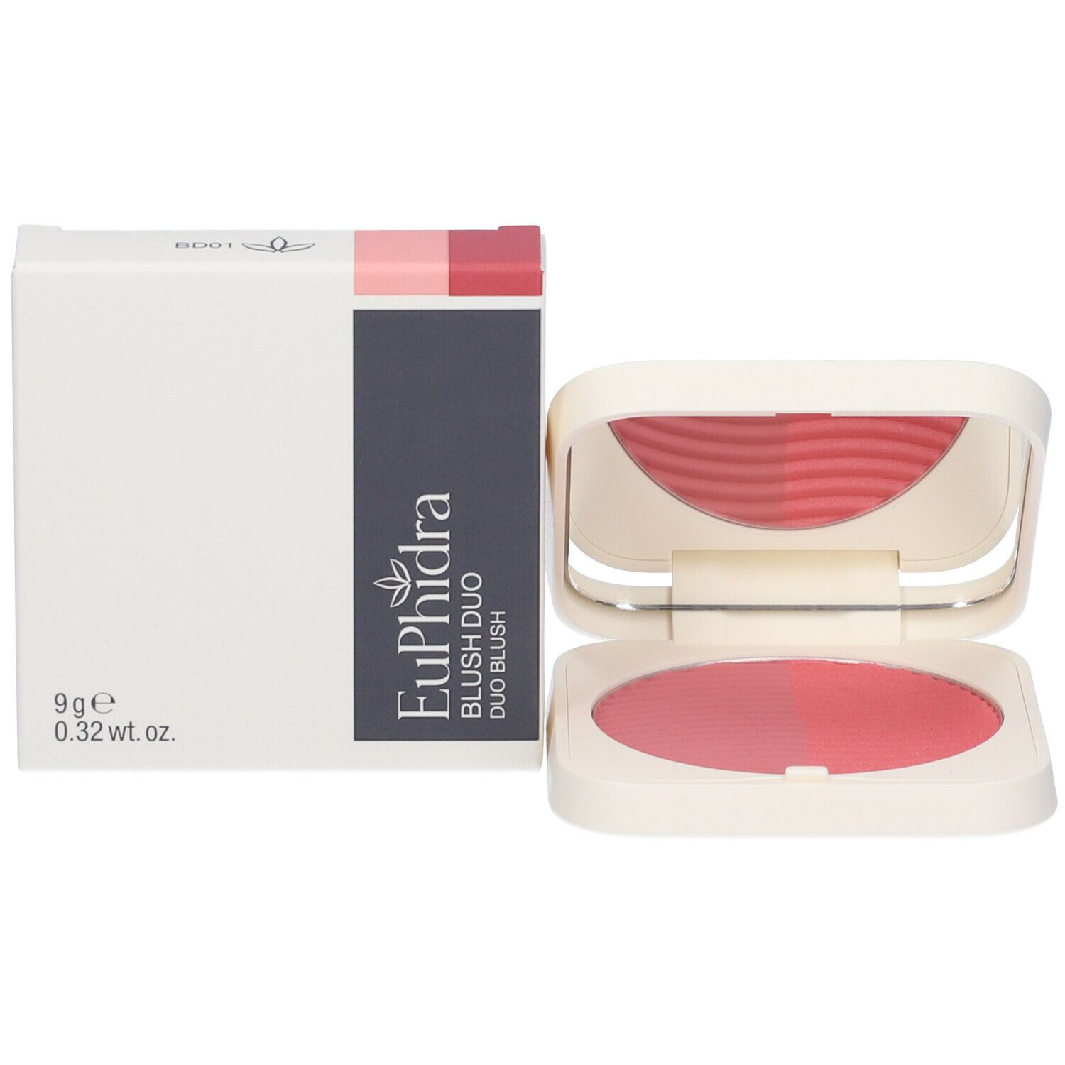 Duo blush e confezione. Astuccio color crema aperto. Due tonalità di rosa. Confezione con nome del prodotto.