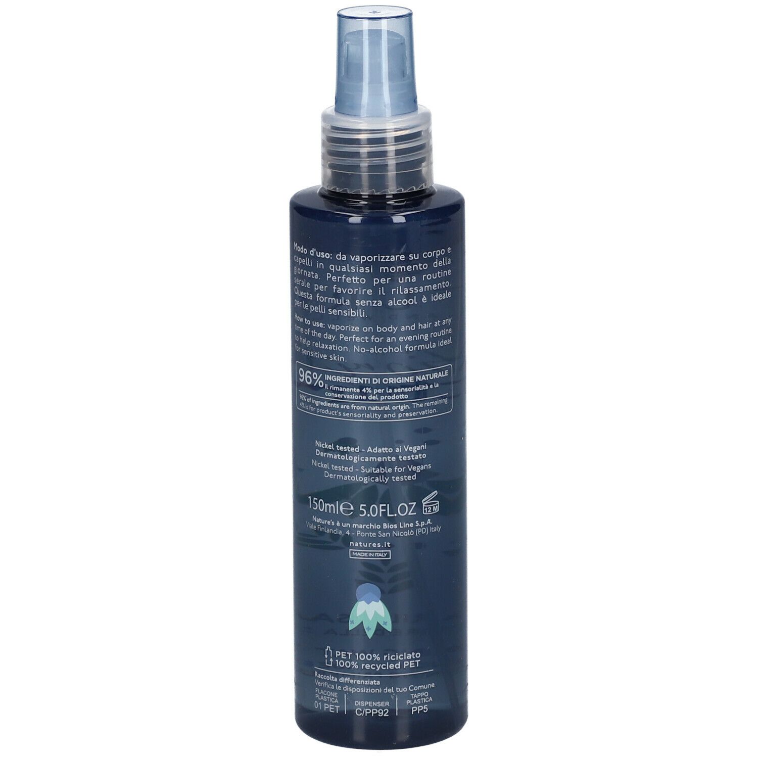 Flacone blu trasparente con vaporizzatore. Scritta: NATURE'S fiori notturni, Acqua Rilassante. Testo sul retro.