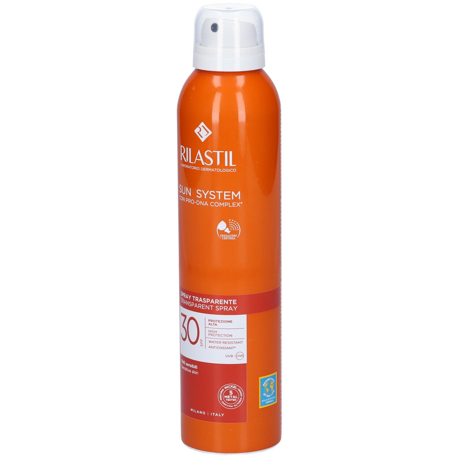Flacone spray arancione con erogatore bianco. Scritta: Rilastil Sun System, SPF 30. Per pelli sensibili.