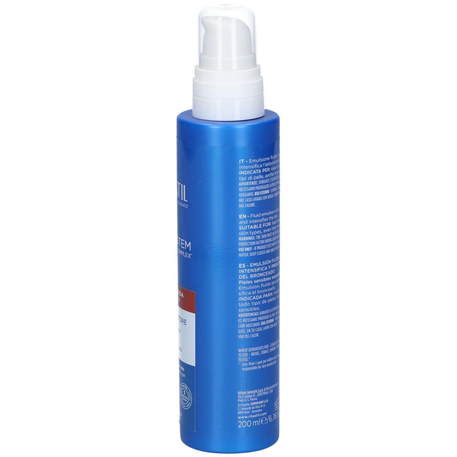 Flacone blu con erogatore bianco. Scritta: Rilastil Sun System. Testo sul lato.