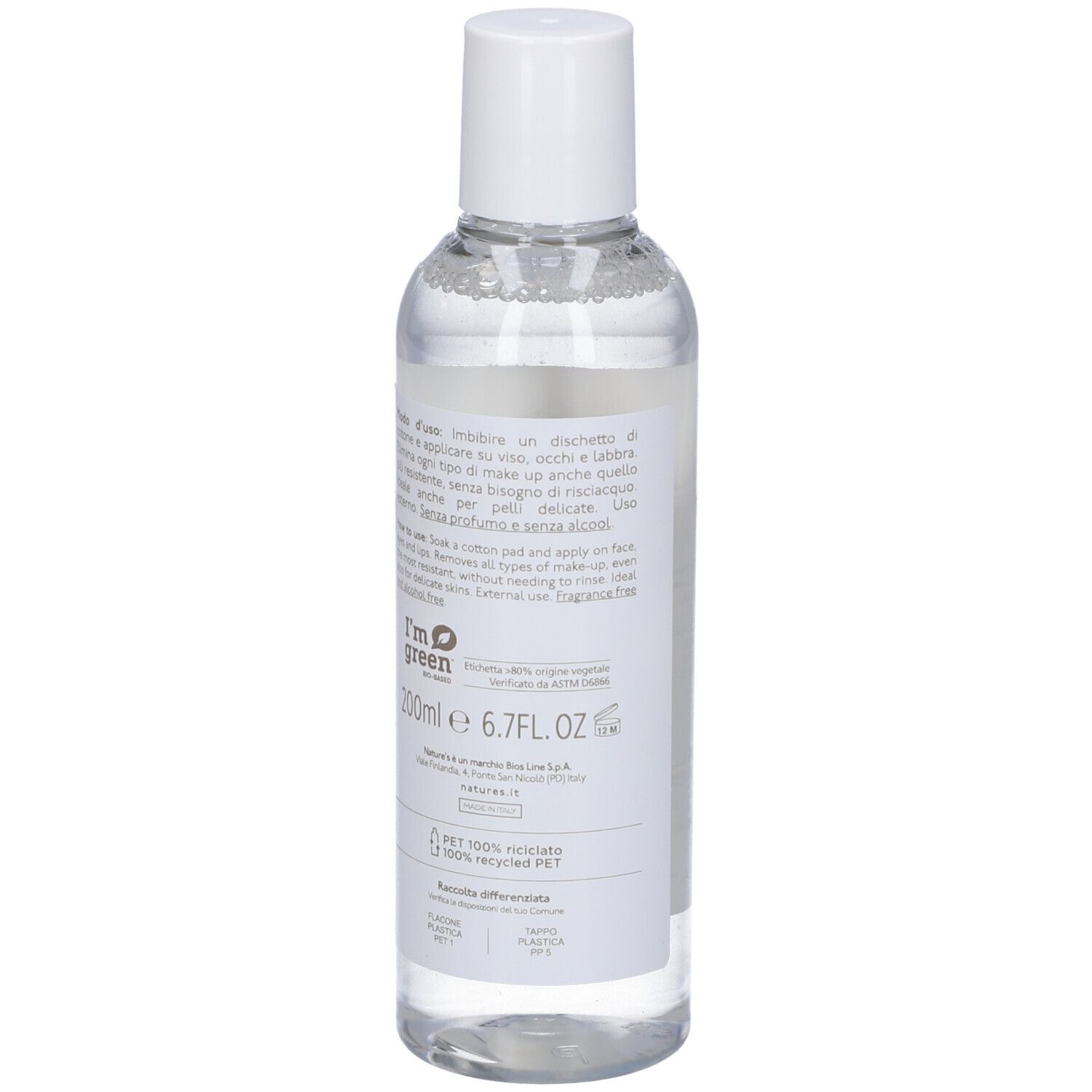 Acqua Micellare Nature's: Retro del flacone con etichetta che mostra il logo 'i'm green', 200ml/6.7 FL.OZ. e informazioni sul riciclo.