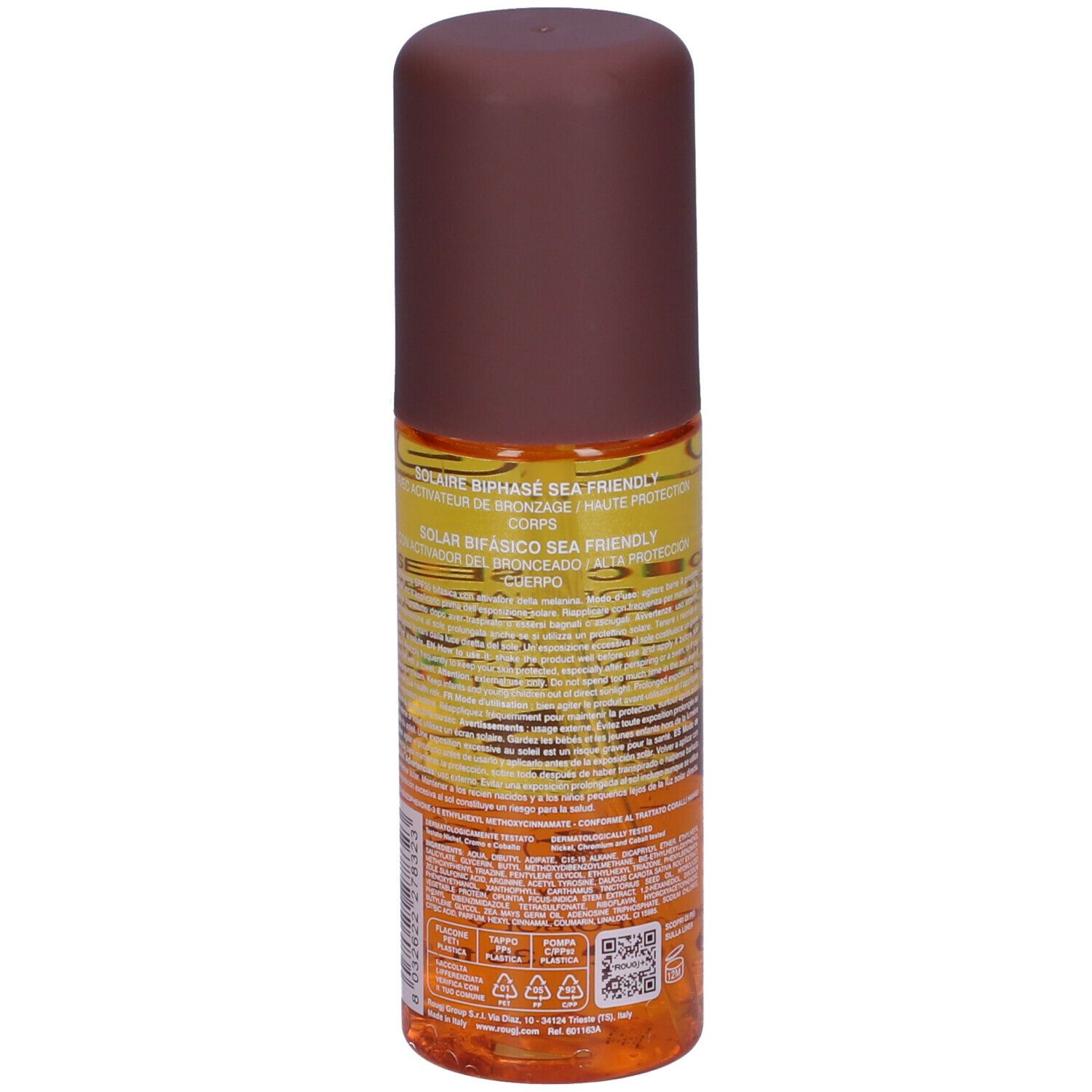 Retro della bottiglia di lozione solare. Testo: Solare Bifasico, Two-Phase Sun Lotion. Tappo marrone, liquido giallo e marrone.