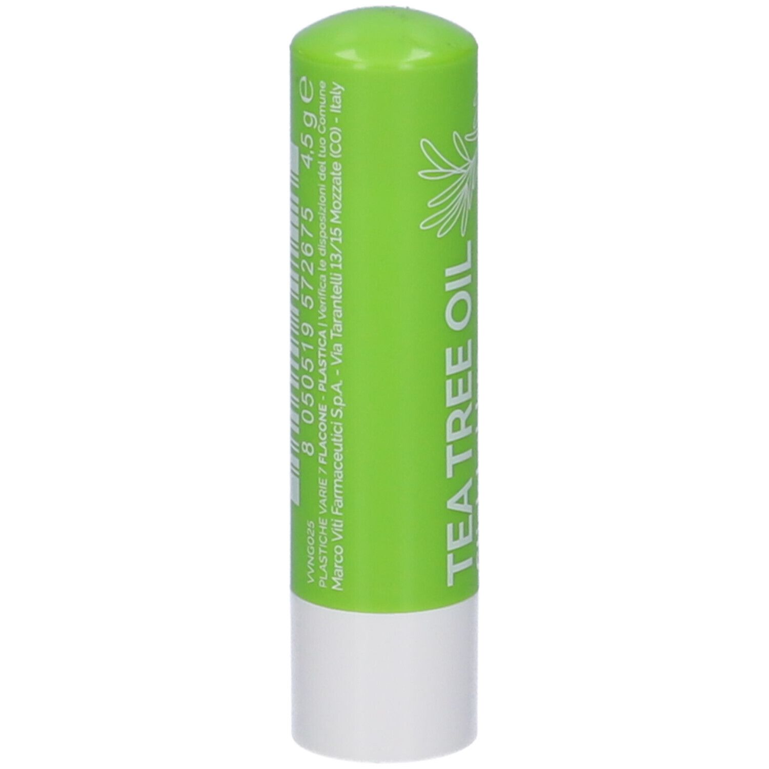 Stick per labbra verde con base bianca. Scritta: TEA TREE OIL. Contiene 4,5 g. Informazioni produttore e codice a barre.