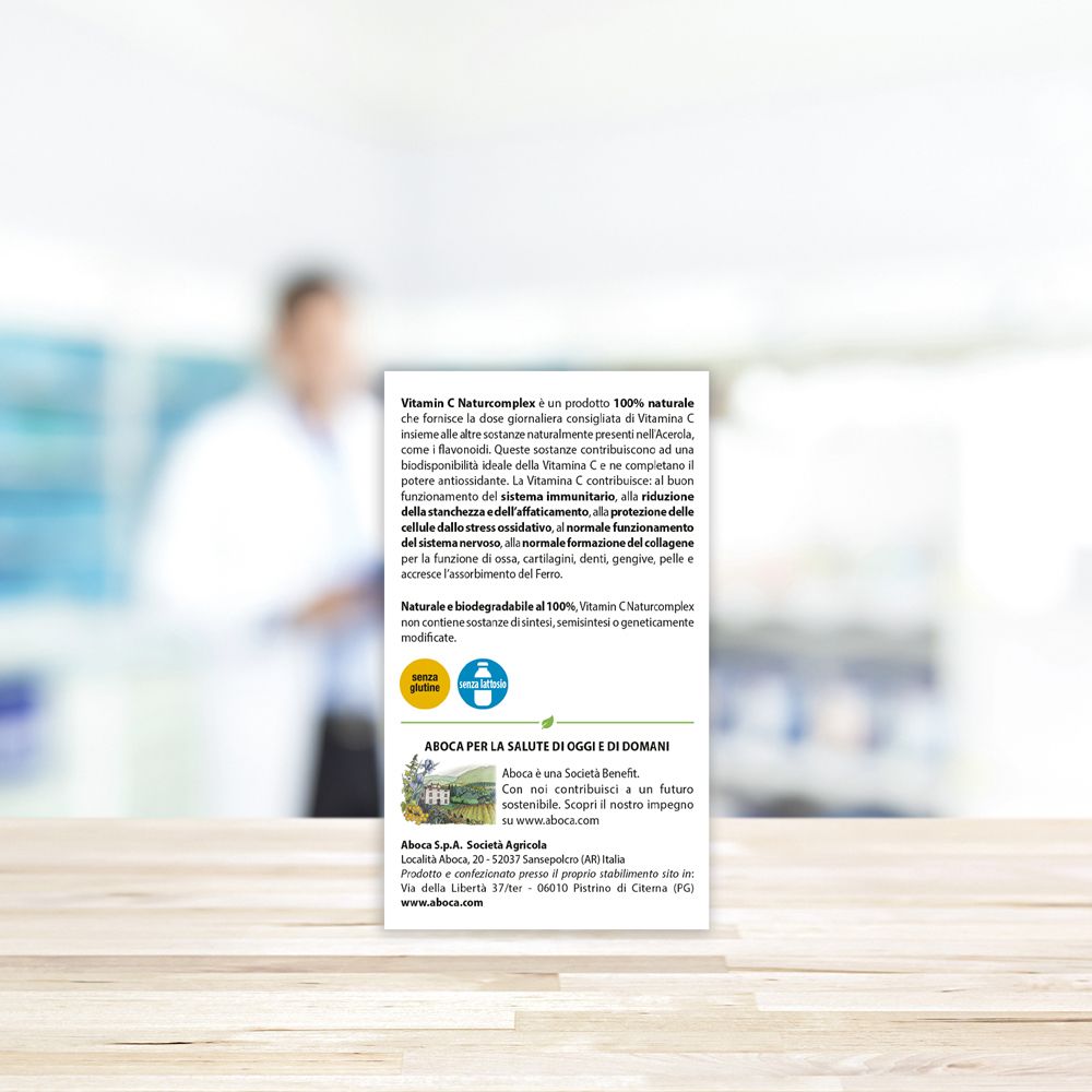 Rückseite der Vitamin C Naturcomplex-Verpackung. Text und Logo von Aboca.