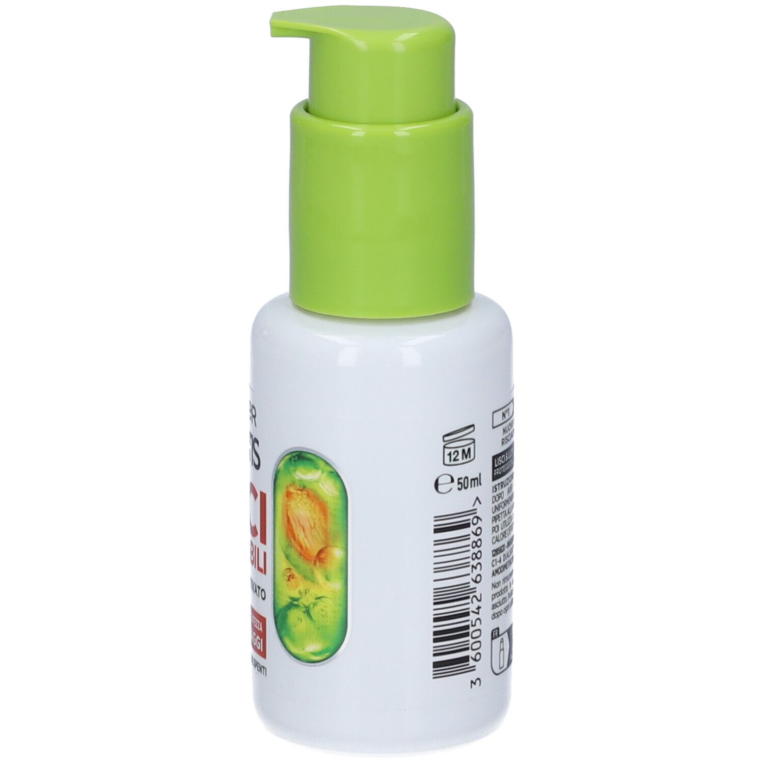 Flacone bianco con erogatore verde. Scritta: Garnier Fructis LISCI IMPECCABILI. Nome del prodotto e logo visibili.