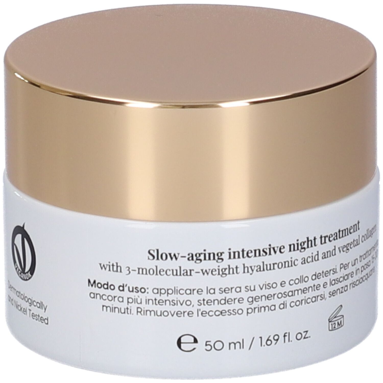 Vaso di crema con coperchio dorato. Scritta: Slow-aging intensive night treatment. Logo vegano.