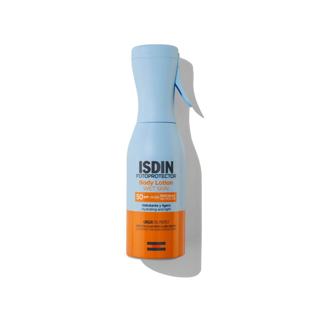 Hellblau-orange Flasche. ISDIN Fotoprotector Body Lotion Wet Skin. SPF 50. Sprühkopf.