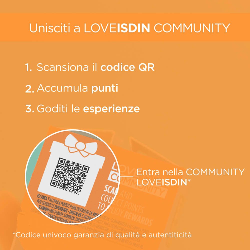 QR-Code. Text: Unisciti a LOVEISDIN COMMUNITY. Scansiona il codice QR. Accumula punti. Goditi le esperienze.