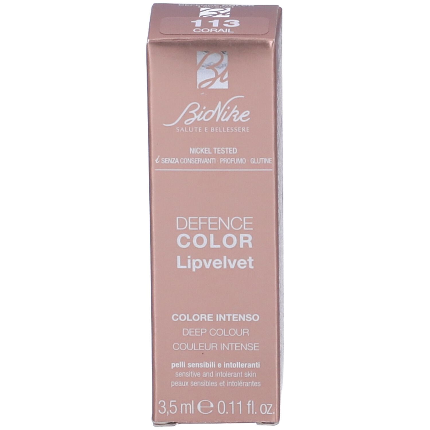 Confezione di un rossetto. Sulla confezione sono scritti 'Defence Color Lipvelvet' e 'Bionike'.