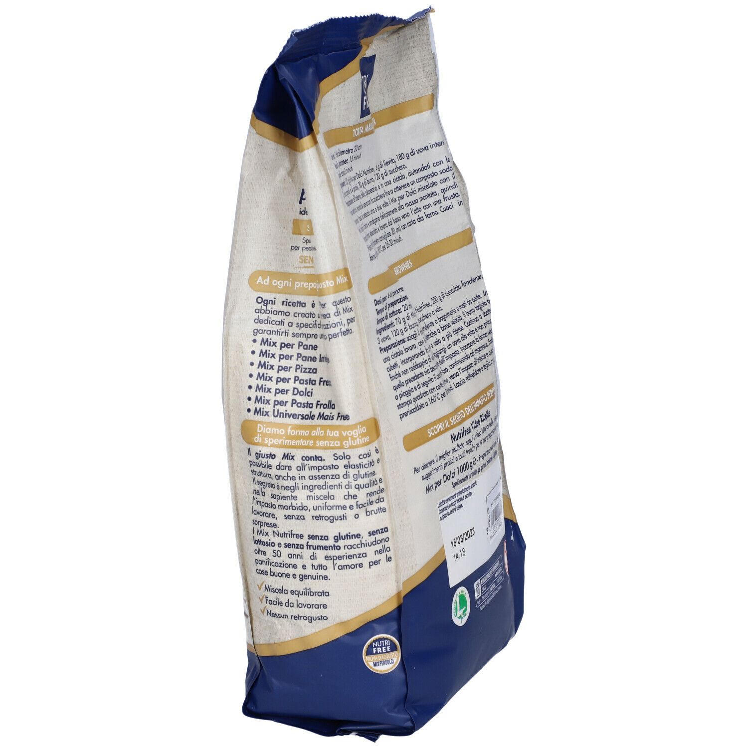 Vista laterale della confezione Mix per Dolci. Scritta: Nutrifree, senza glutine, senza lattosio. Logo: L. Lista ingredienti.