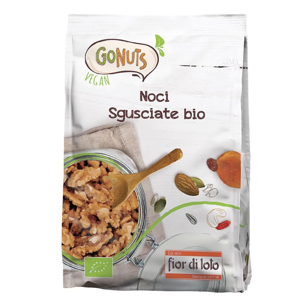 Confezione di noci. Scritta: Noci Sgusciate Bio. Logo: GoNuts Vegan. Certificazione bio.