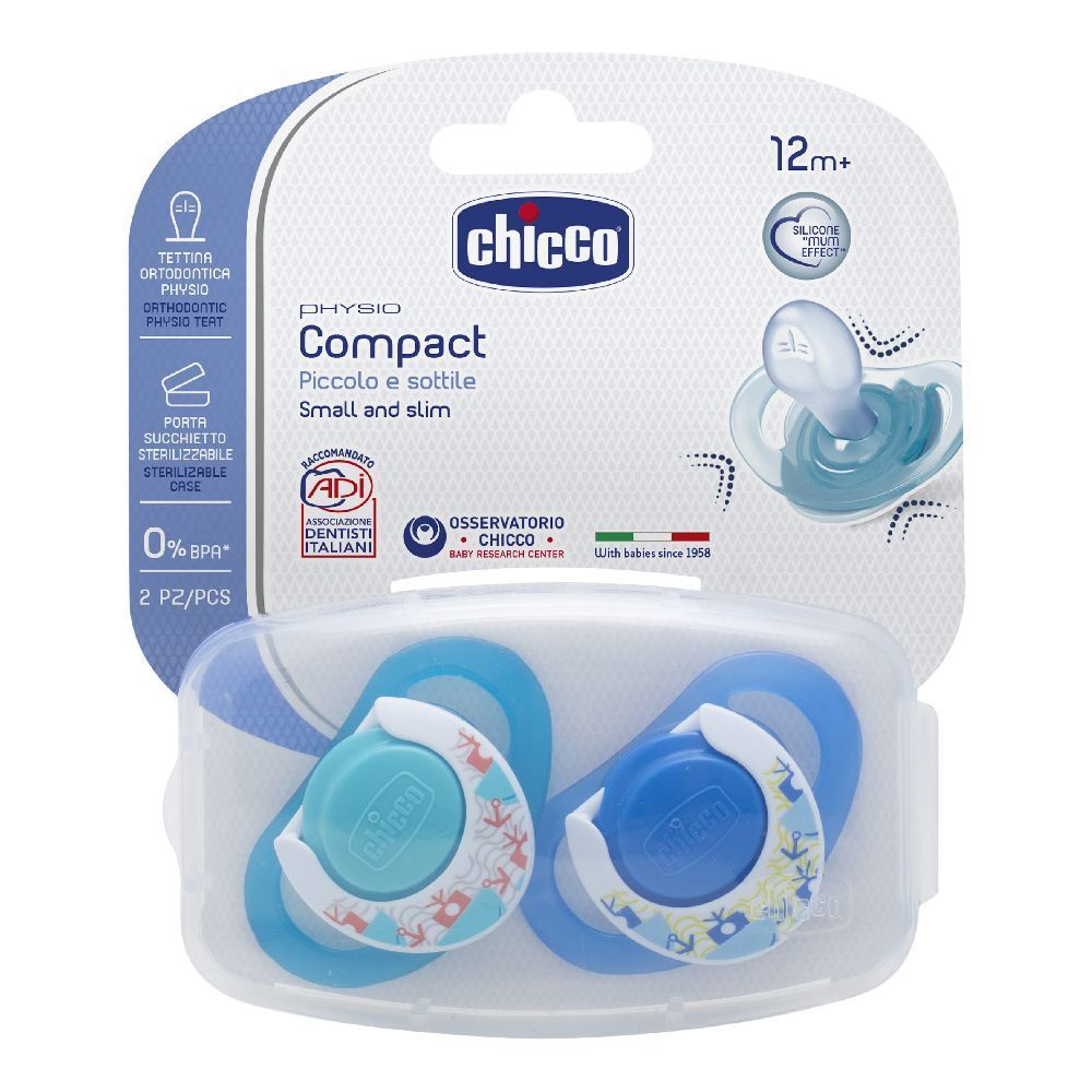 Confezione Chicco Compact con due succhietti blu e bianchi. Adatto a bambini dai 12 mesi in su.