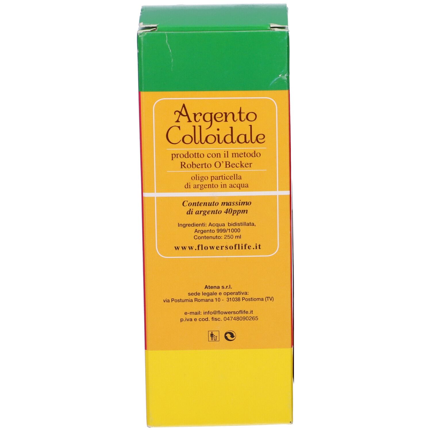 Confezione verde con testo: Argento Colloidale. Informazioni sul prodotto e logo.