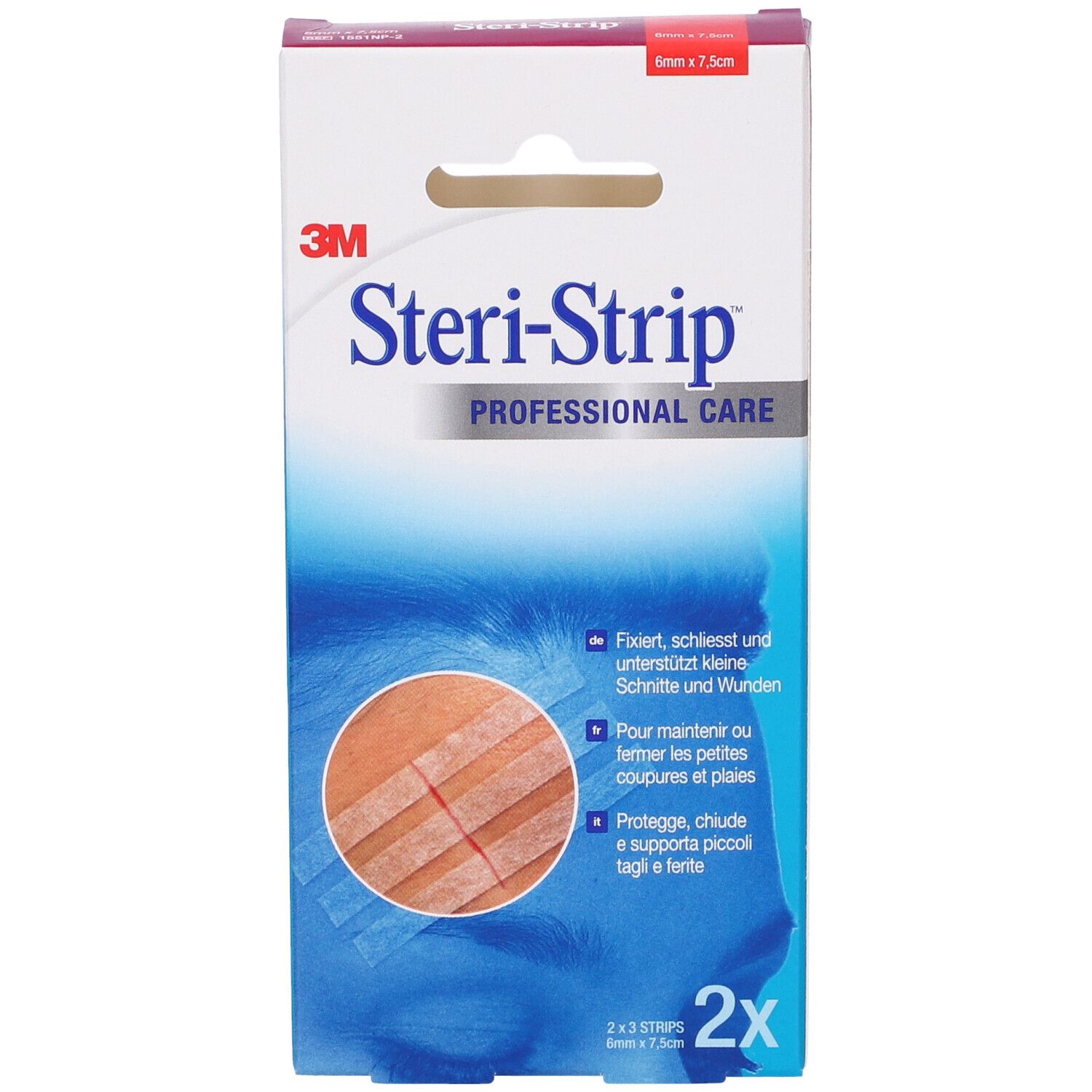 Confezione di Steri-Strip 3M, 6mm x 7,5cm. Contiene 2x3 strisce. Esempio di applicazione sulla confezione.