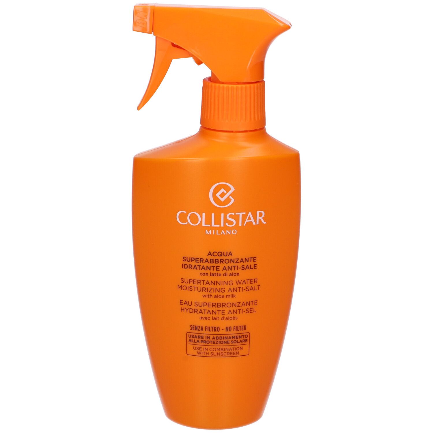 Flacone spray arancione con erogatore. Scritta: Collistar Milano, Acqua Superabbronzante Idratante Anti-Sale.