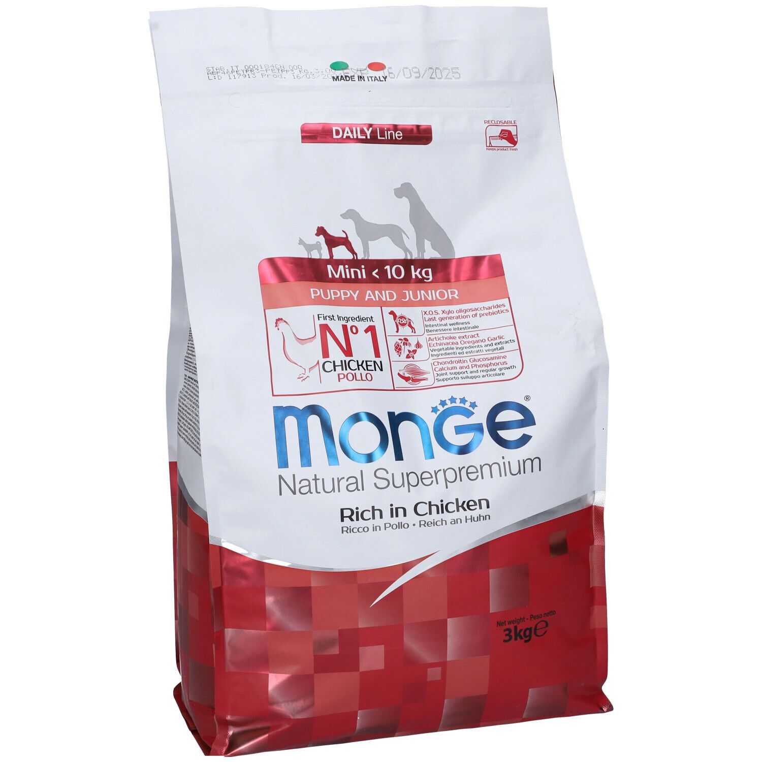 Sacchetto di cibo per cani Monge Natural Superpremium. Mini <10 kg, Puppy & Junior. Ingrediente principale pollo. Confezione rossa e bianca.
