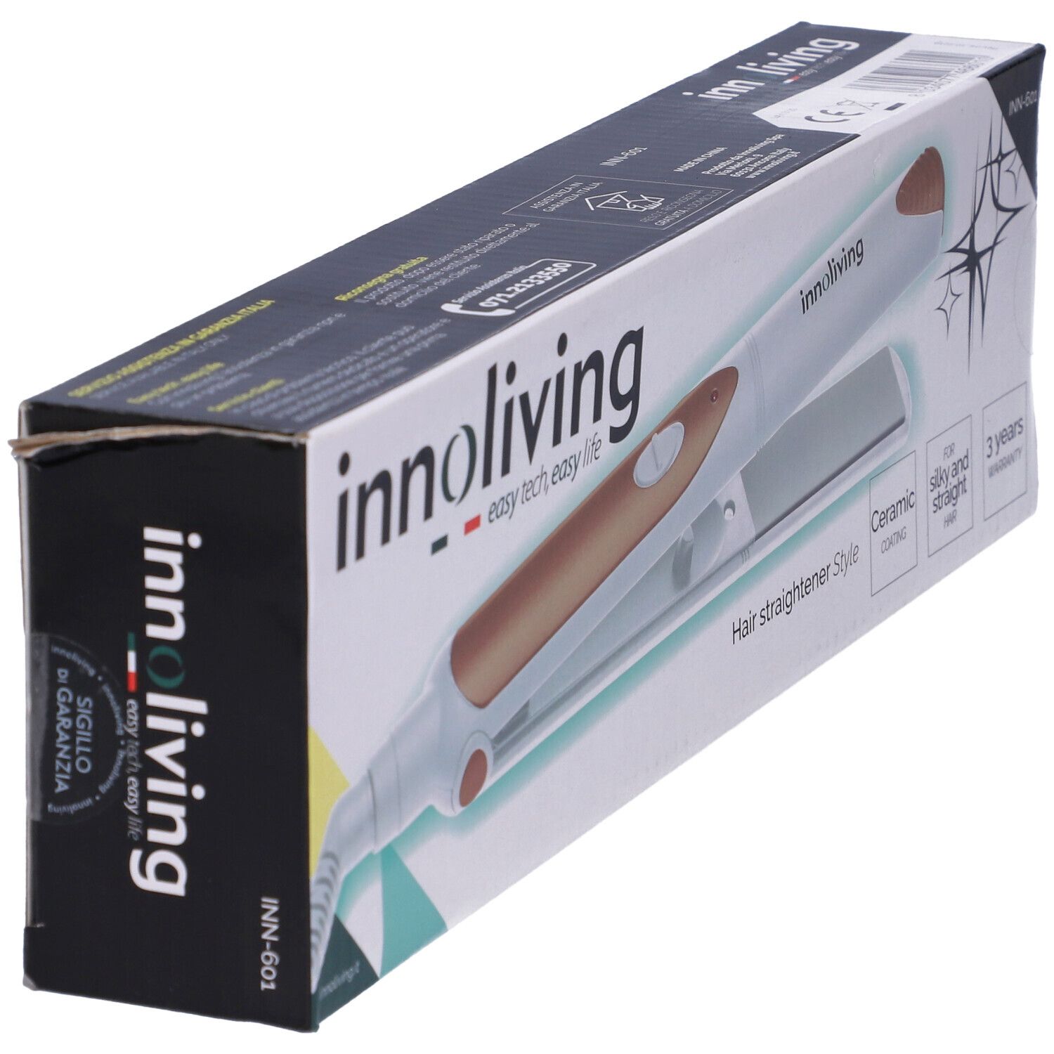 Confezione con piastra per capelli. Marchio: innoliving. Testo: Hair straightener Style, Ceramic coating, 3 anni di garanzia.