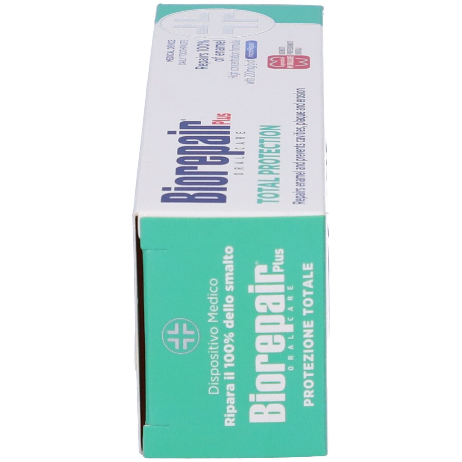 Boîte avec l'inscription Biorepair Plus. Vue latérale avec informations sur le produit.