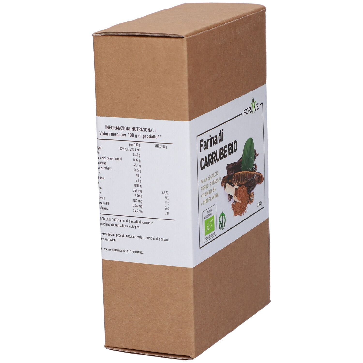 Confezione in cartone marrone con etichetta bianca. Scritta: Farina di Carrube Bio. Informazioni nutrizionali. Sigillo biologico. 250g.