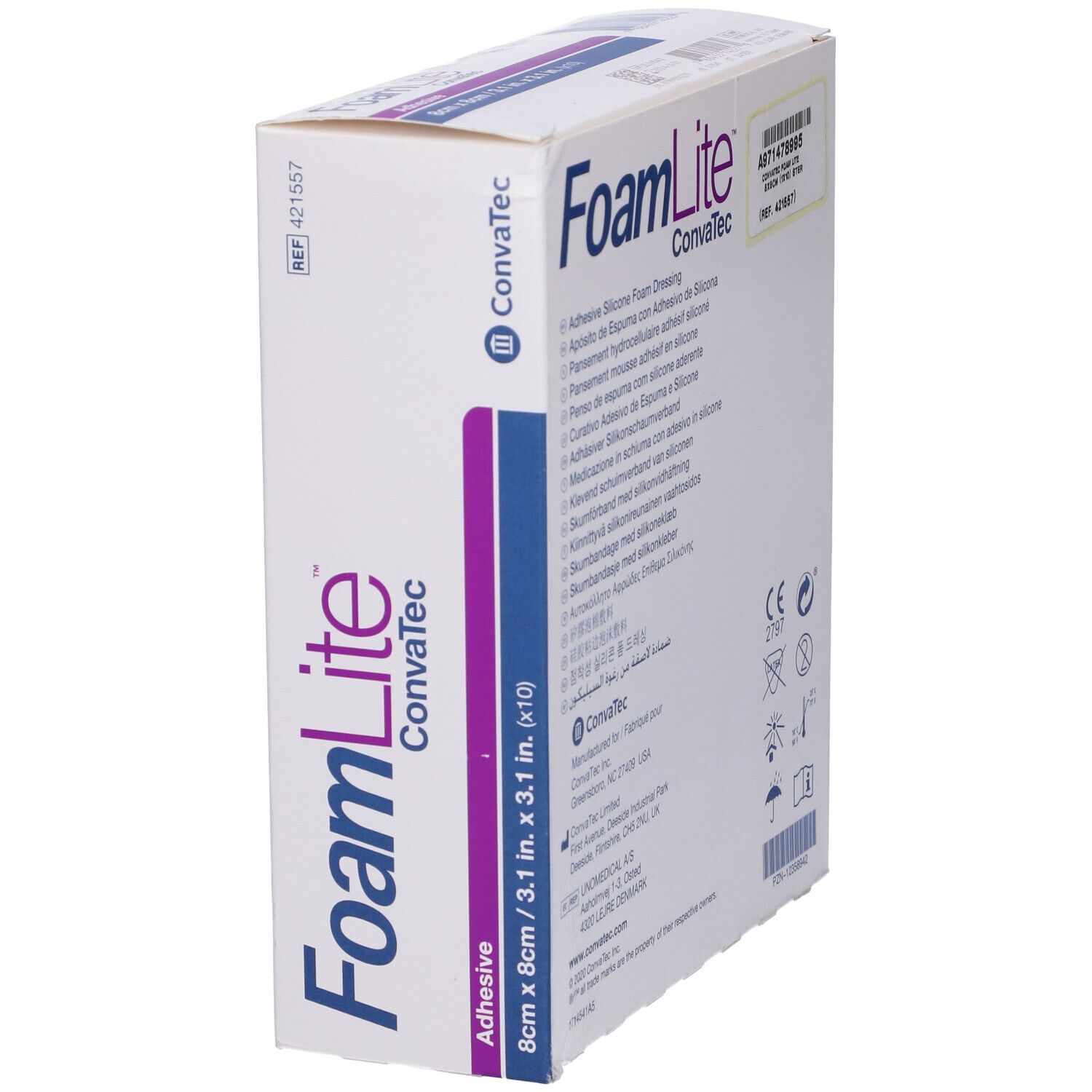 Confezione FoamLite Convatec, vista laterale. Cerotti quadrati, 8x8cm. Scritta: Adhesive.