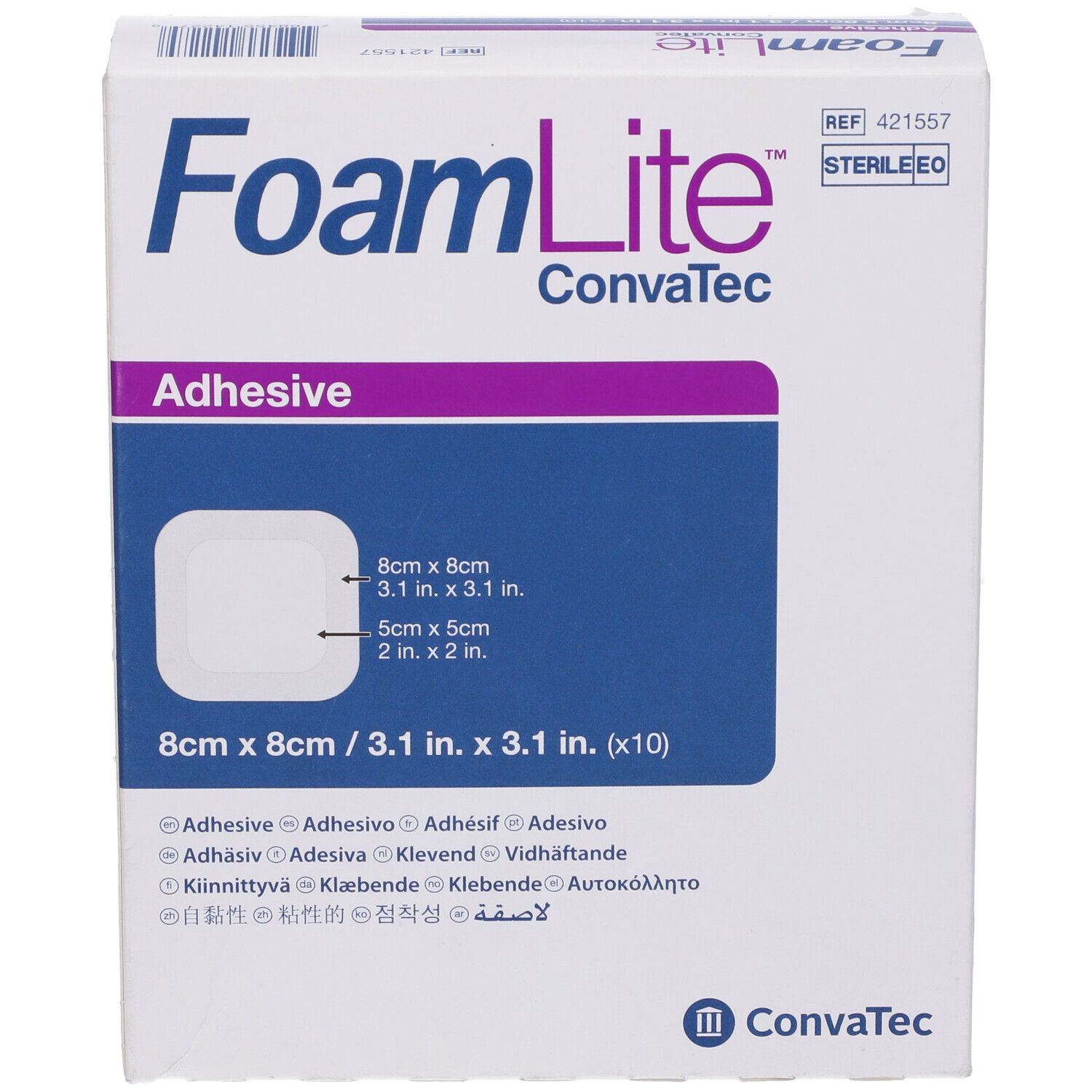 Confezione di FoamLite Convatec. Cerotti quadrati, 8x8cm, 10 pezzi. Scritta: Adhesive.