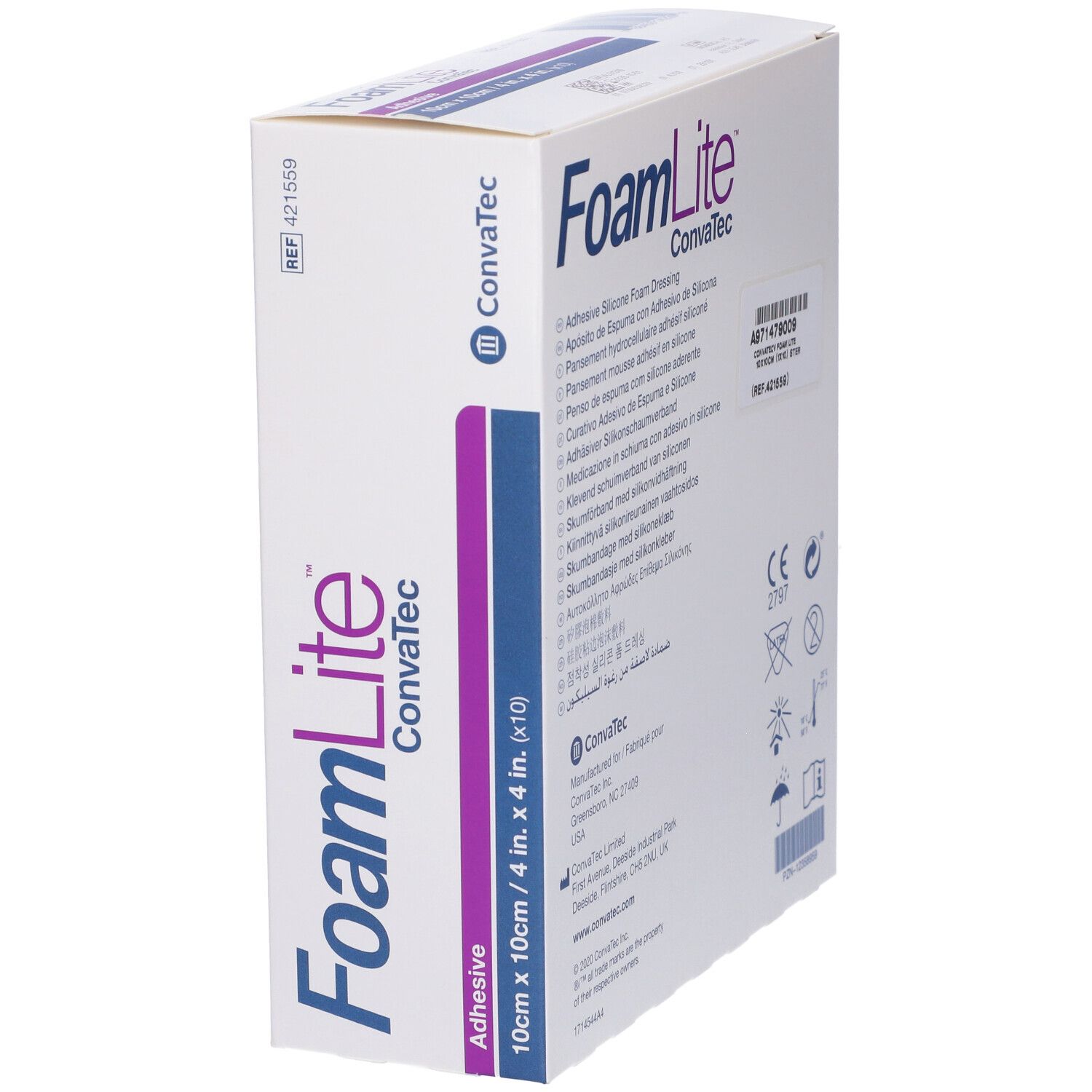 Confezione FoamLite ConvaTec. Scritta: Adhesive. Cerotti quadrati 10x10 cm. Sterile.