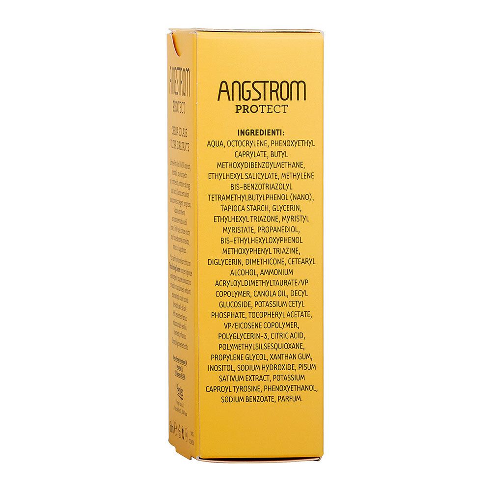 Retro della scatola gialla. Elenco degli ingredienti della crema solare. Testo in italiano.