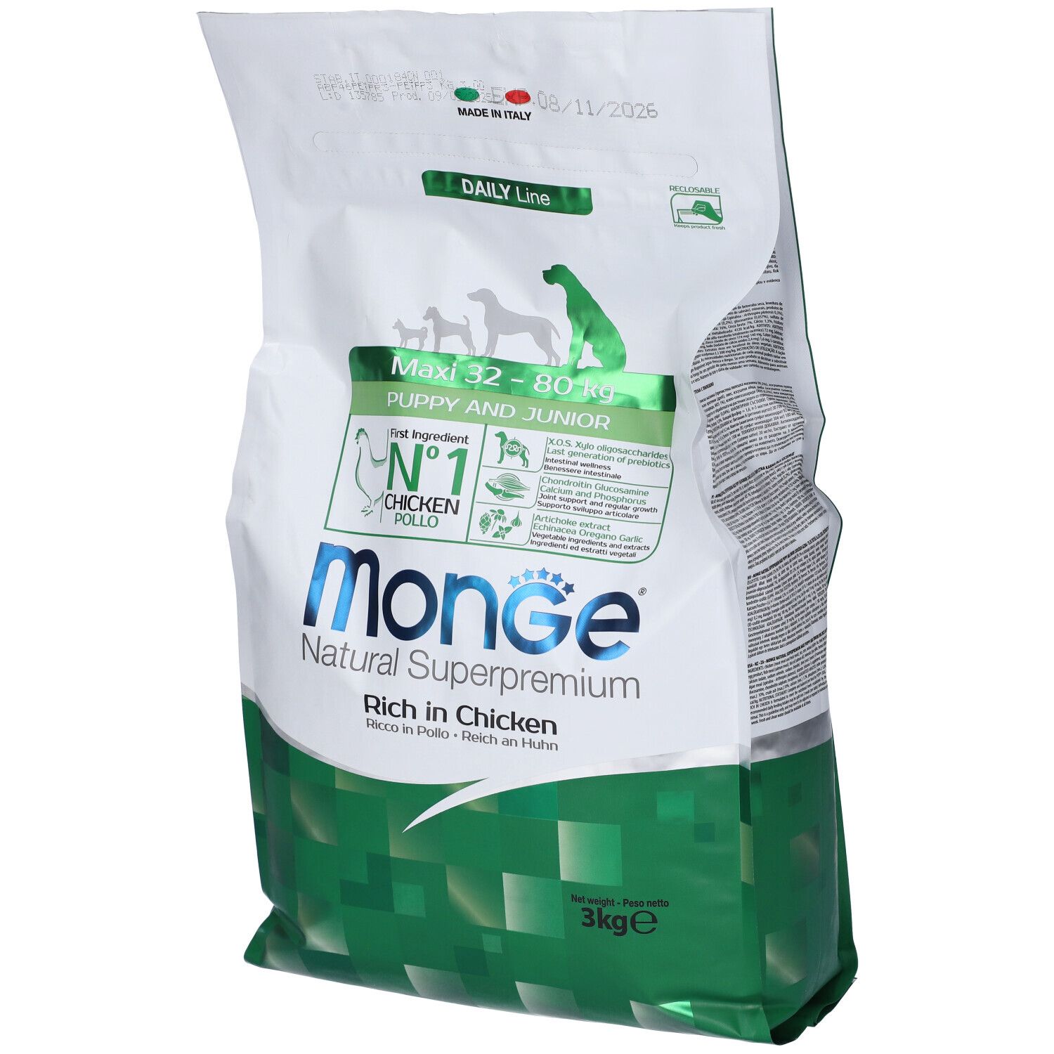 Sacchetto di cibo per cani Monge Natural Superpremium. Maxi Puppy Junior, 3 kg. Ricco di pollo. Confezione con informazioni.