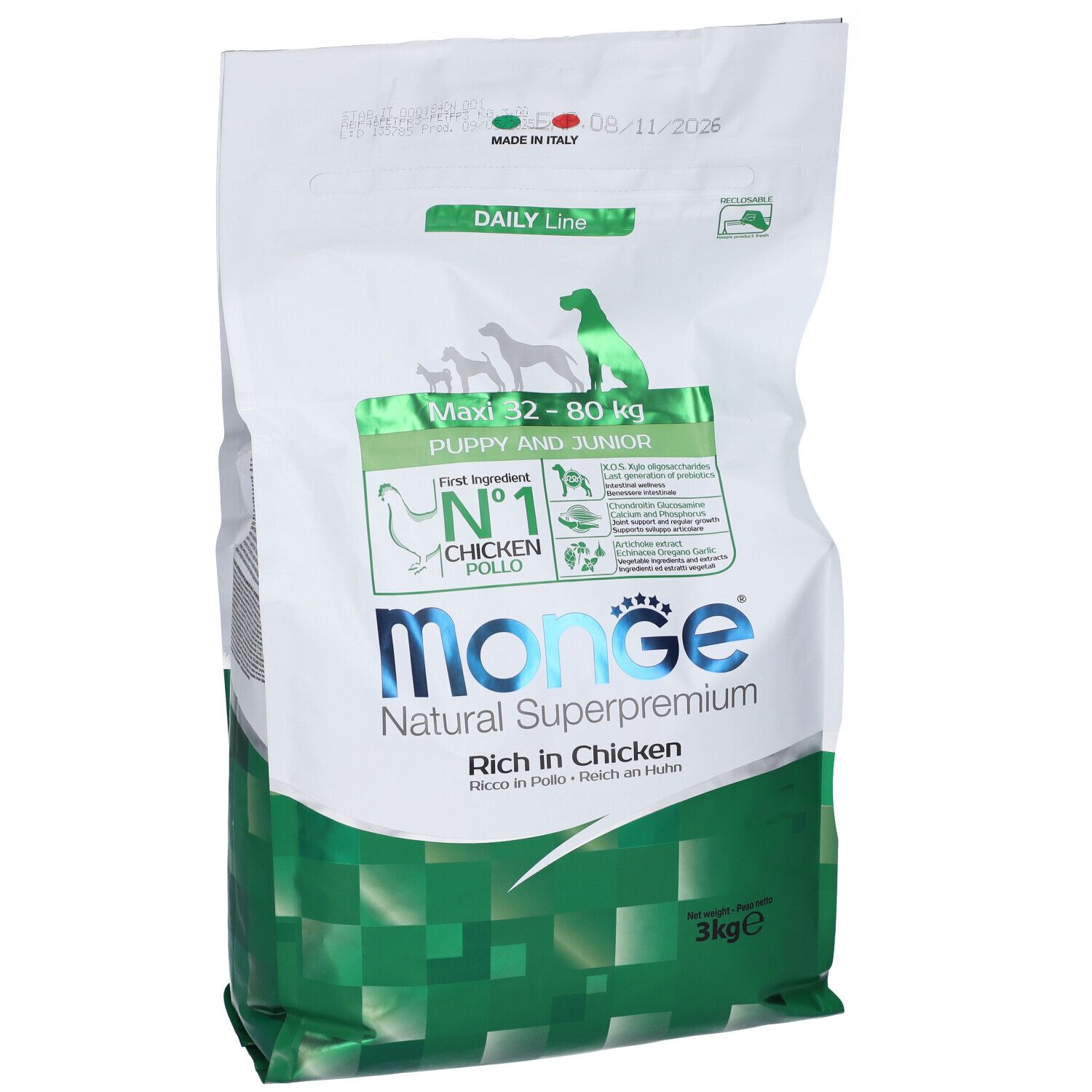 Sacchetto di cibo per cani Monge Natural Superpremium. Maxi Puppy Junior, 3 kg. Ricco di pollo. Confezione con informazioni.
